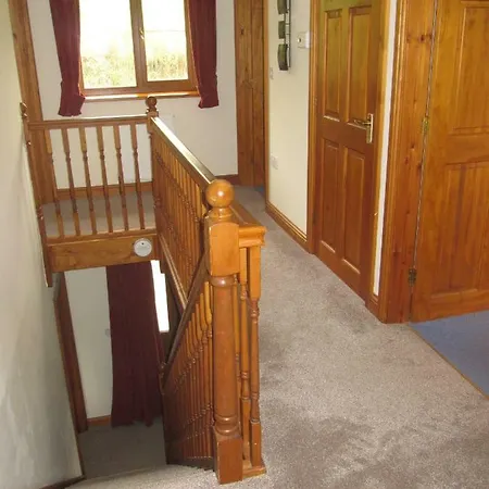 Nant-Y-Glyn Villa Llandrindod Wells Exterior photo